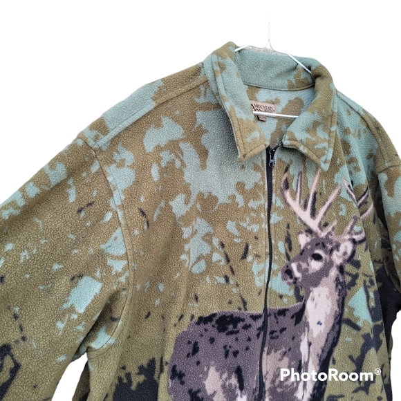 Mountain Ridge Deer Buck Fleece Shacket - Picture 2 of 6